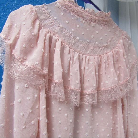 Swiss dot pink ruffle blouse with front buttons and lace detail - Picture 8 of 13